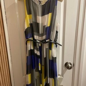 Suzy Shier Yellow and Blue Sleeveless Maxi Sundress